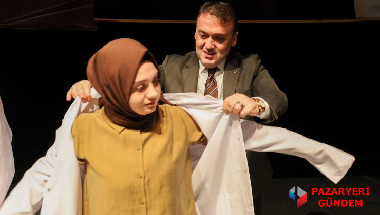 Bilecik’te Geleceğin Hekimleri Beyaz Önlüklerini Gururla Giydi