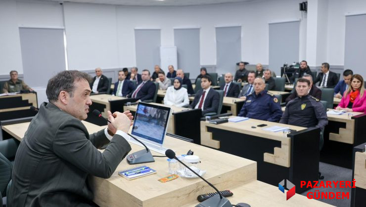 BİLECİK’TE SOKAK HAYVANLARI İÇİN KRİTİK TOPLANTI