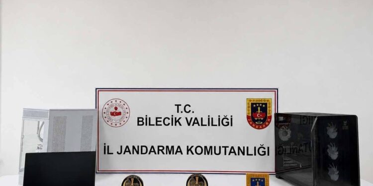 DOLANDIRICILIK OPERASYONU: 12 DİJİTAL MATERYALE EL KONULDU